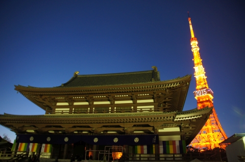 増上寺大殿と東京タワー
